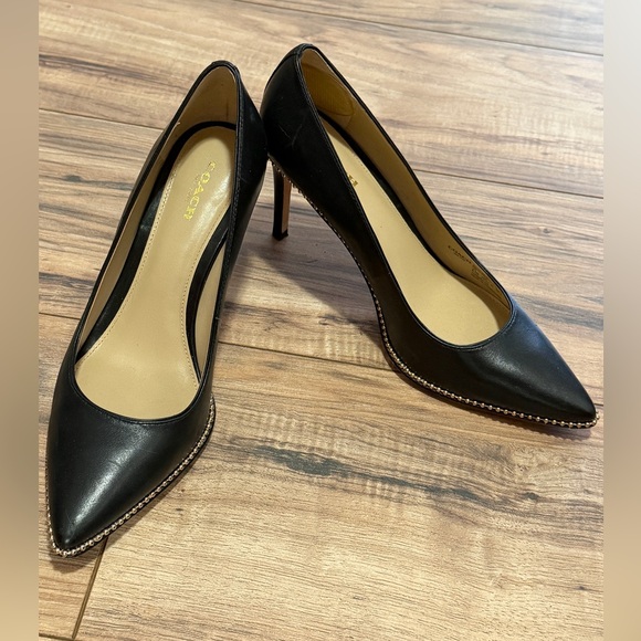 Coach 85mm Waverly Samantha pumps in black leather with beadchain detailing - Picture 7 of 13